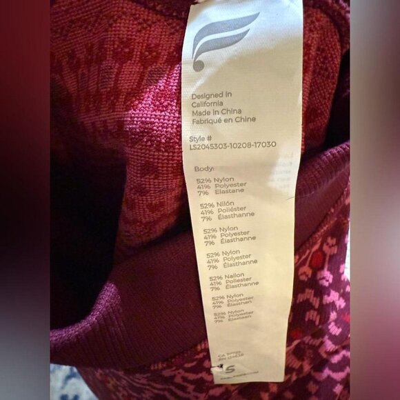 Fabletics Holly seamless long sleeve crop sweater, size small - Picture 4 of 6